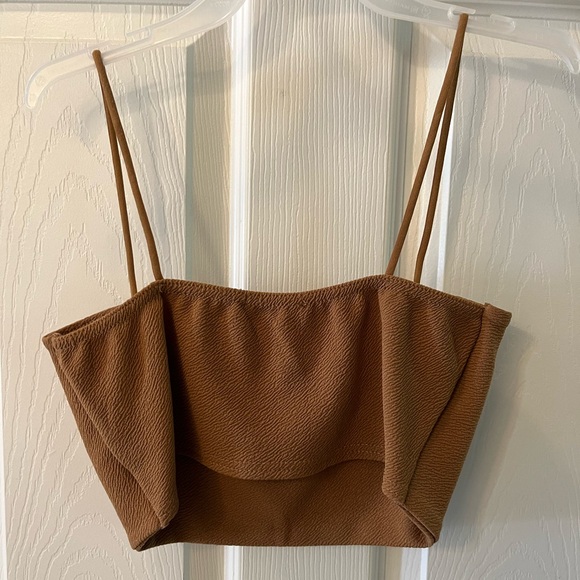 Boohoo Size 4 Sleeveless Tan Crop Top - Picture 3 of 7